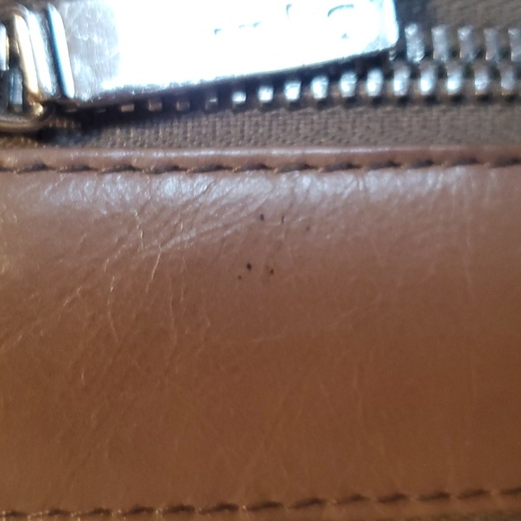 HOBO Clutch - Picture 8 of 8